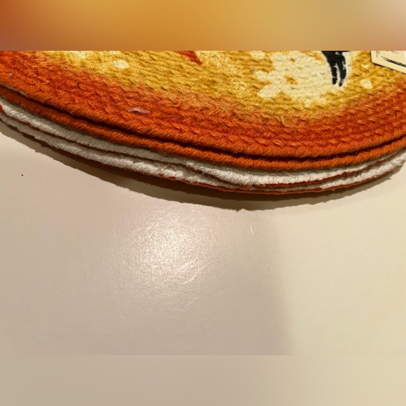 NWT JOHANNA PARKER ROUND HALLOWEEN PLACEMATS. - Picture 6 of 12